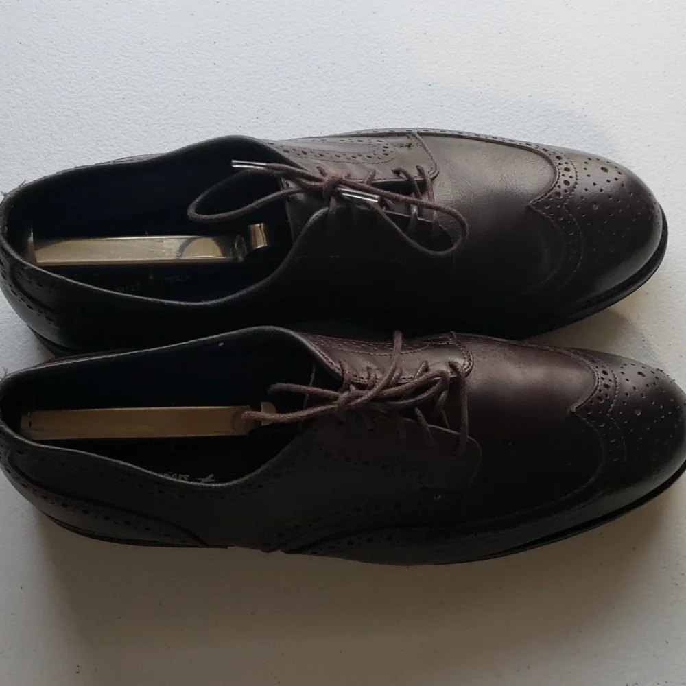 Allen edmonds dark chocolate brown road warriors